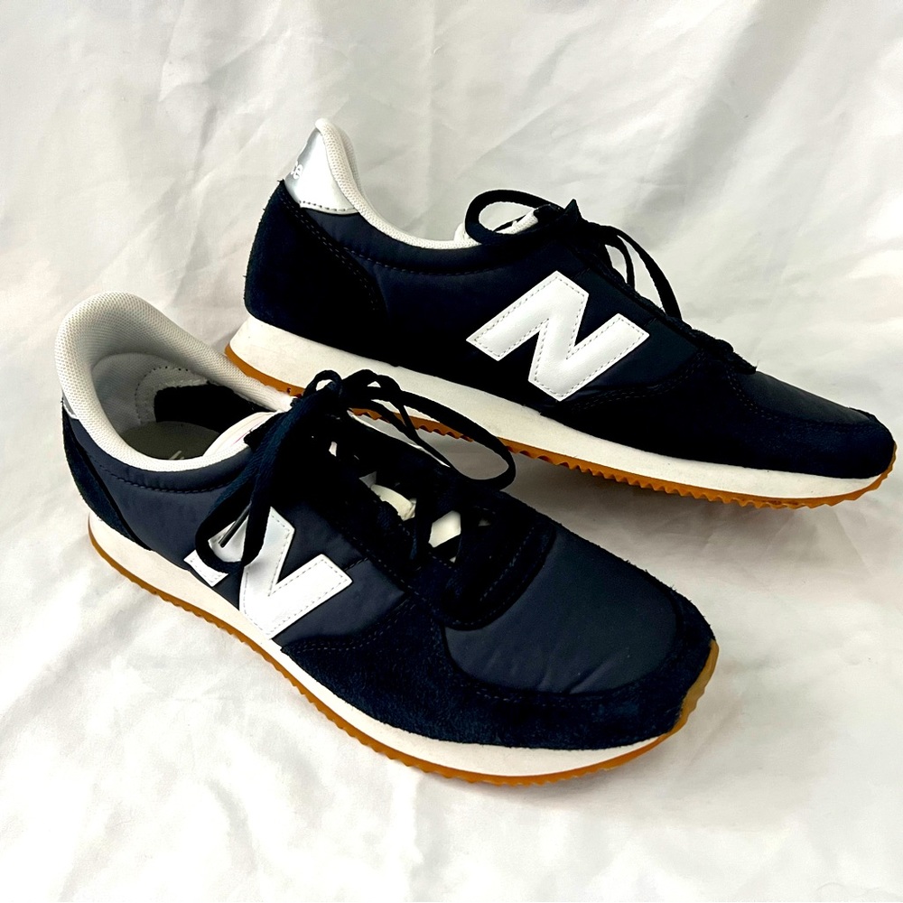 Women’s New Balance Casual Shoe Size 10